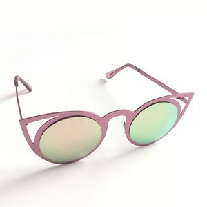 NWOT Ban.do Metal Cat Eye Sunglasses